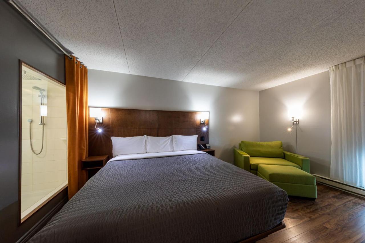 Hotel & Suites Normandin Quebec Exterior photo