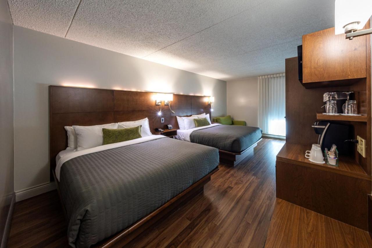 Hotel & Suites Normandin Quebec Exterior photo