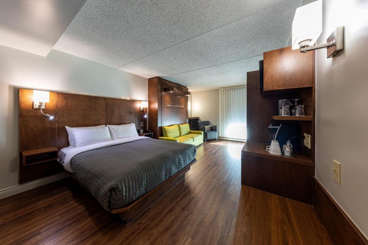 Hotel & Suites Normandin Quebec Exterior photo