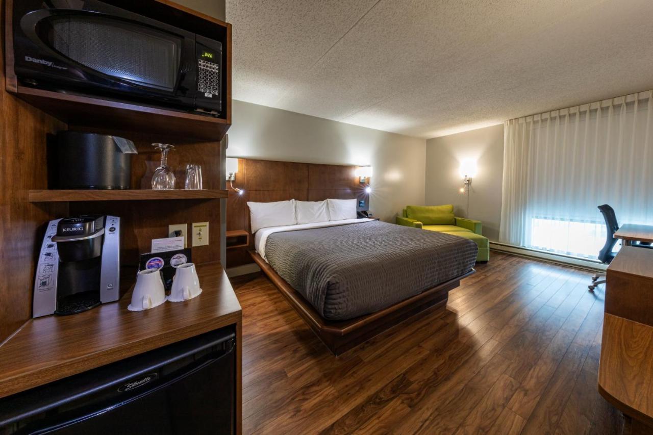 Hotel & Suites Normandin Quebec Exterior photo