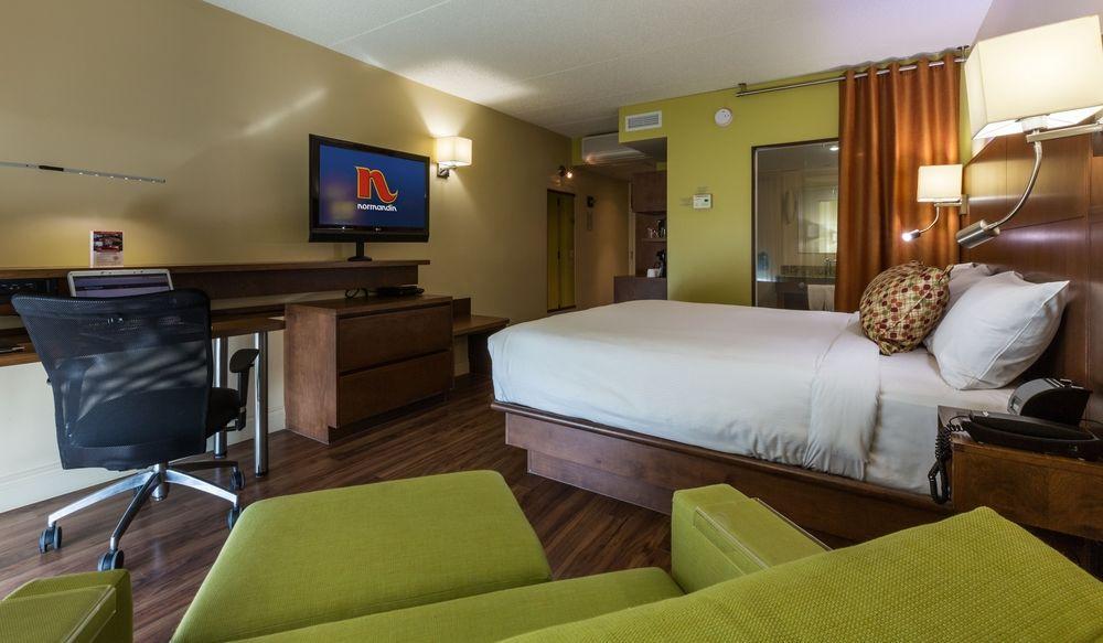 Hotel & Suites Normandin Quebec Exterior photo