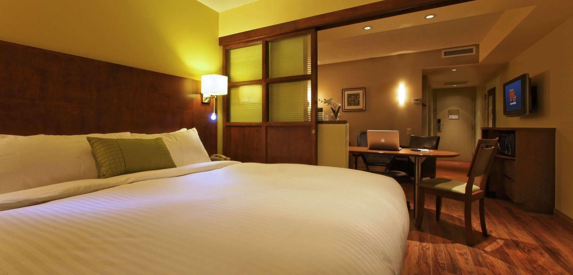 Hotel & Suites Normandin Quebec Exterior photo